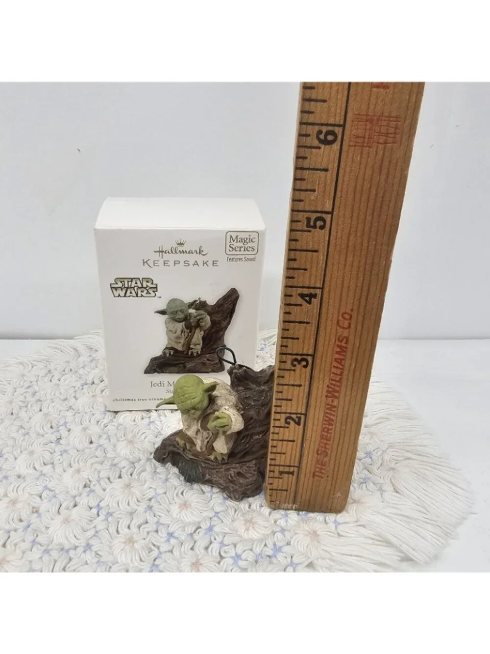 2011 Jedi Master Yoda #15 in Star Wars Series Magic Hallmark Ornament Works